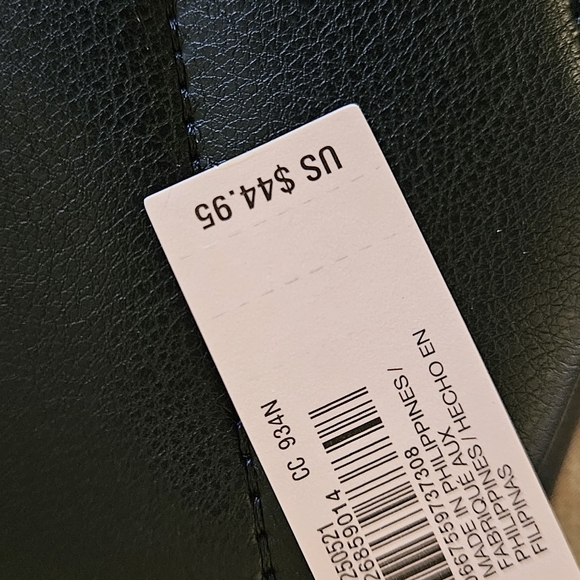 BNWT VICTORIA SECRET PHONE WRISTLET - Picture 6 of 10